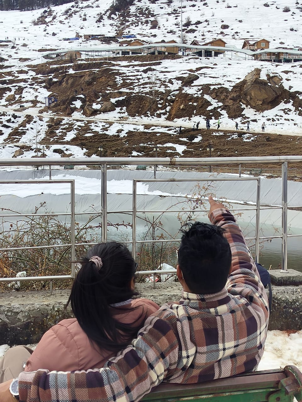 Joshimath town gateway to Auli in Uttarakhand