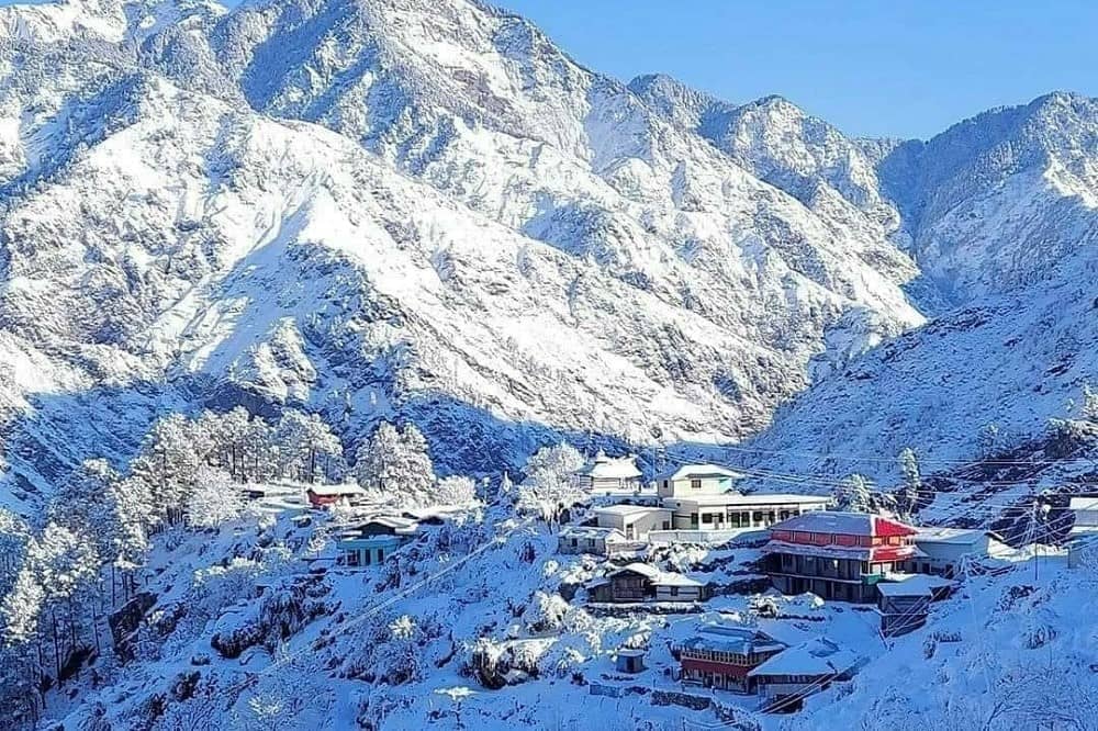 Dhanaulti Tour Package