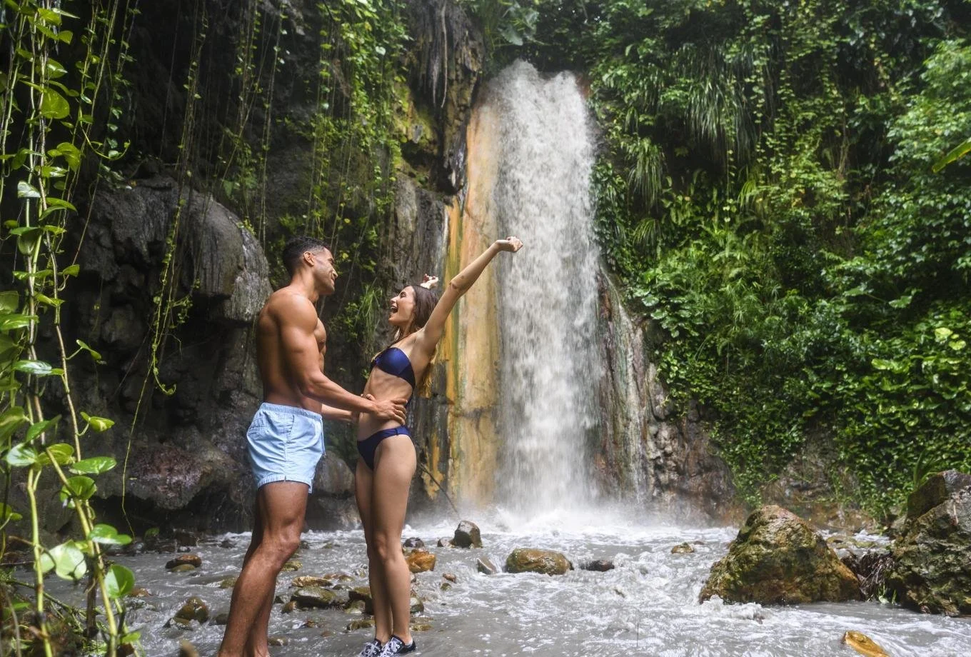 Luxury resort stay for honeymoon couple in mountains