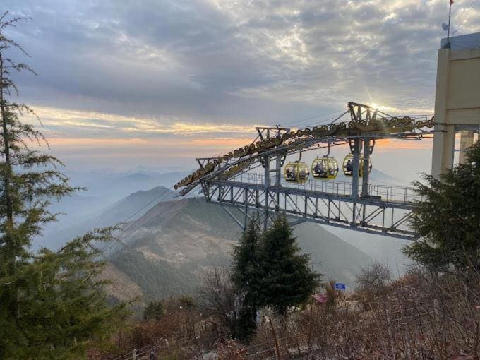 Kanatal Tour Package