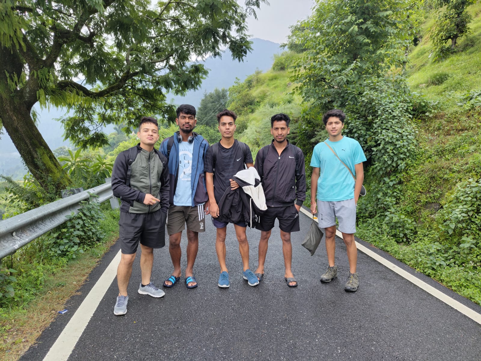 Panar Bugyal meadow on Rudranath trek route